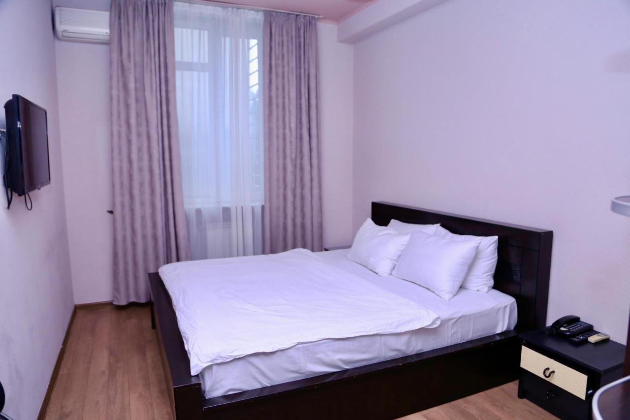 Hotel Taste Tbilisi Exterior foto